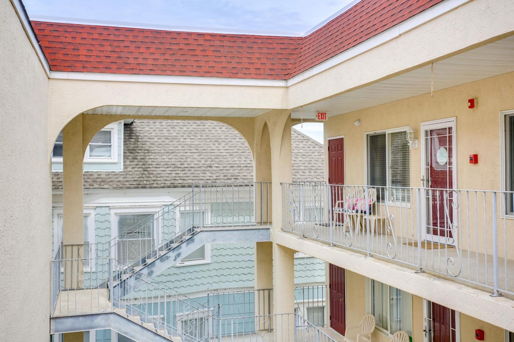 Quaint Wildwood Condo About Walk To Beach! Eksteriør billede