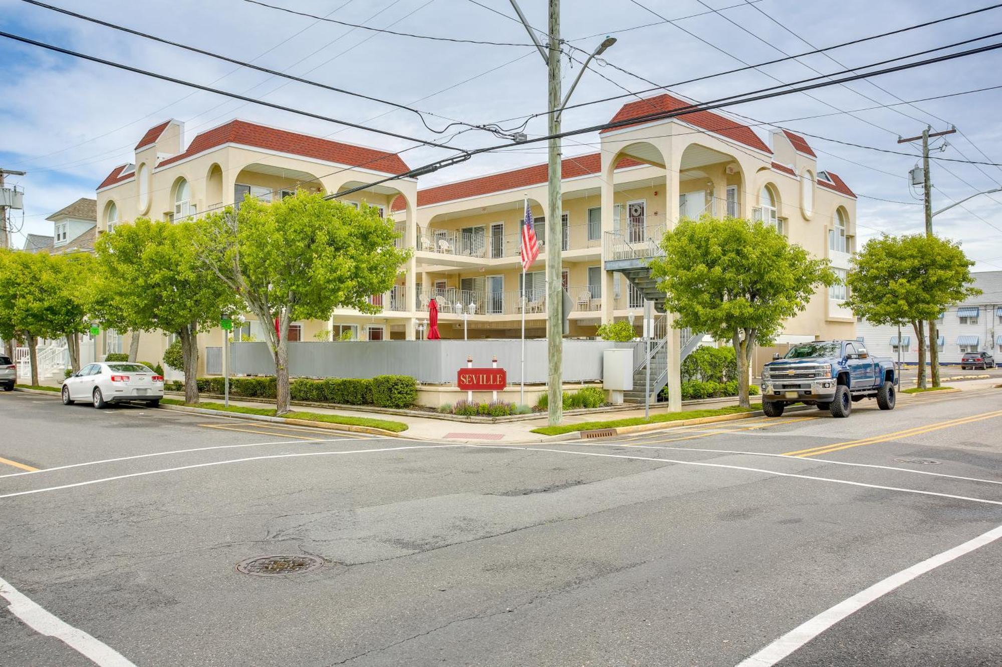 Quaint Wildwood Condo About Walk To Beach! Eksteriør billede